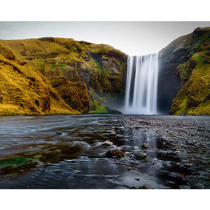 Waterval In Ijsland